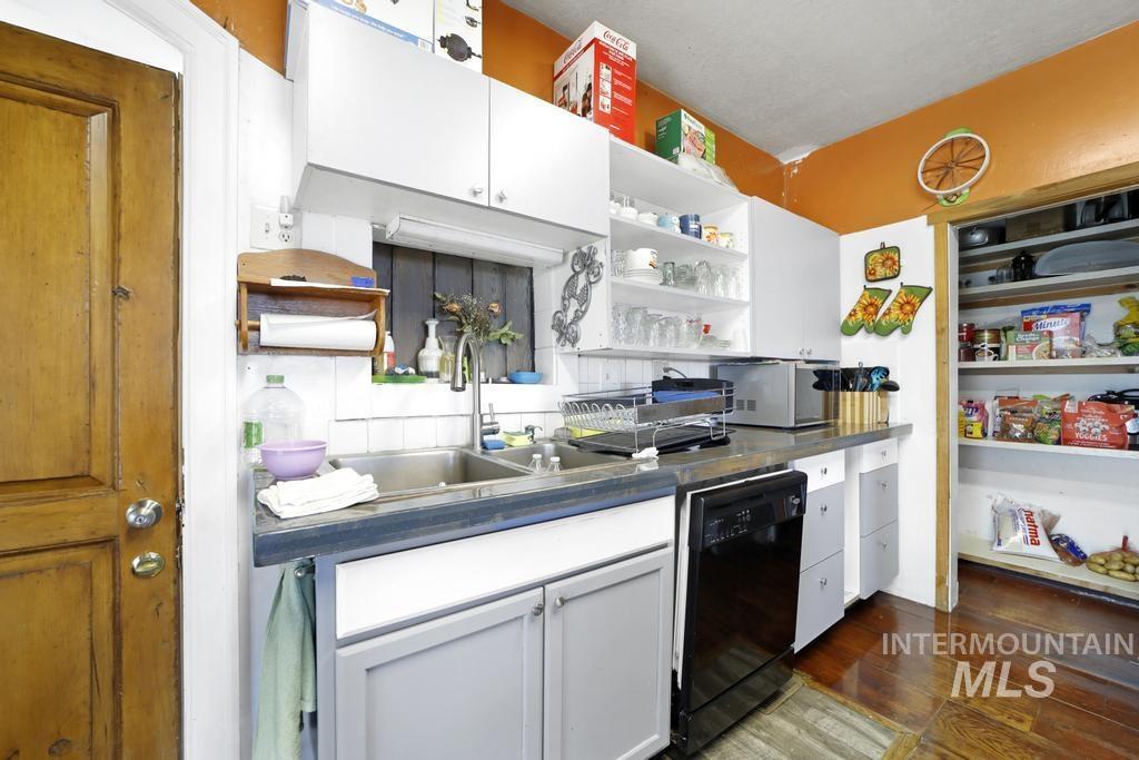 1347 N 1250 E Property Photo 22