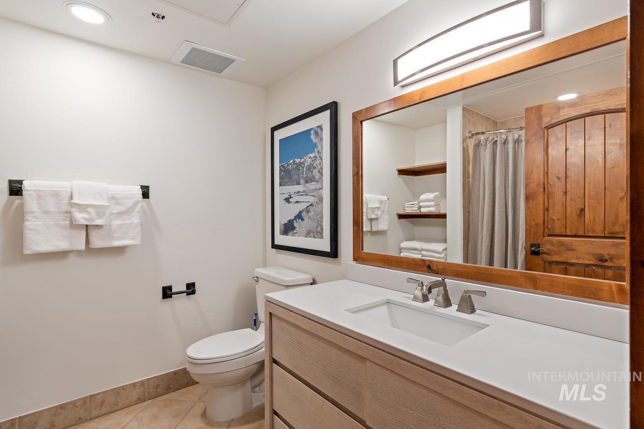 75 Arling Center Ct Property Photo 13