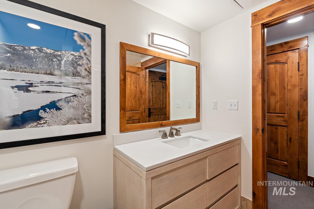 75 Arling Center Ct Property Photo 15