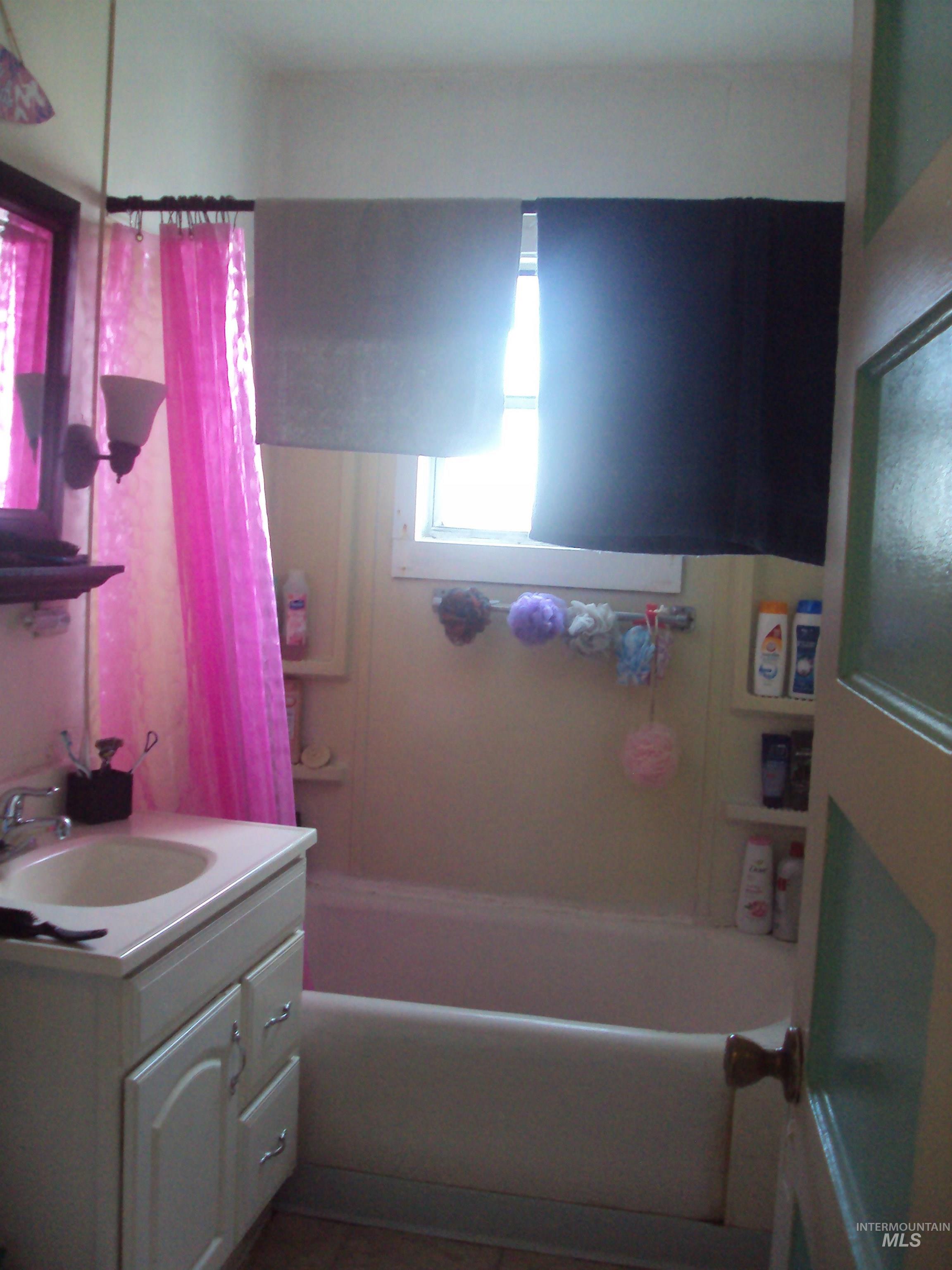 409, 411, 413 & 9th Street Property Photo 13