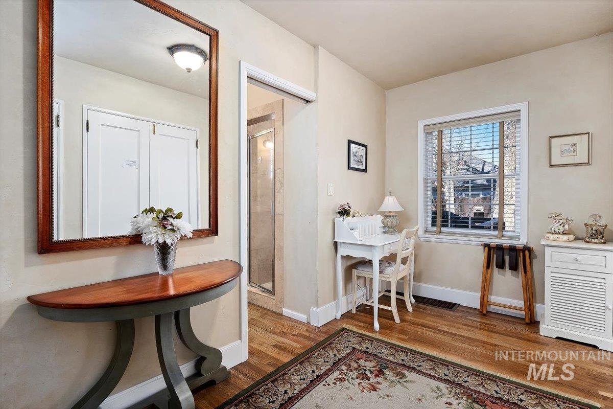 102 Fillmore Street Property Photo 14