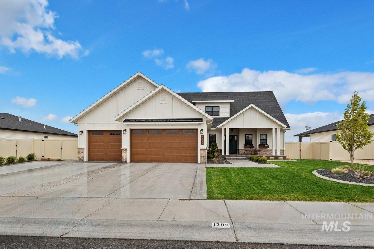 1206 Gem Avenue Property Photo 1