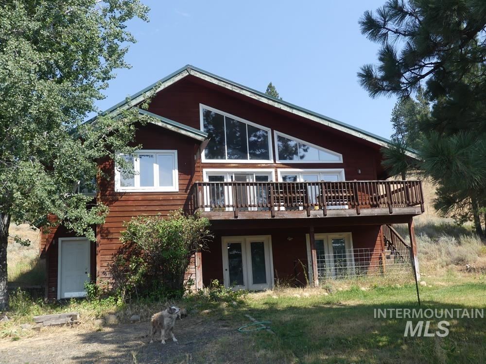 2597 Price Valley Road Property Photo 2