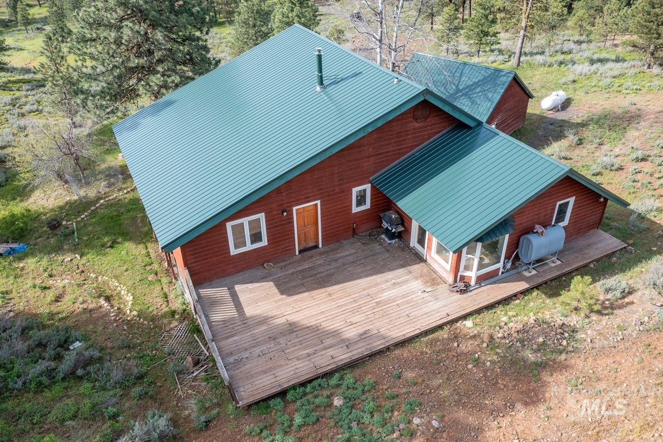 2597 Price Valley Road Property Photo 6