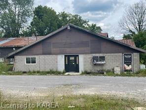 1811 Pine Grove Road Property Photo