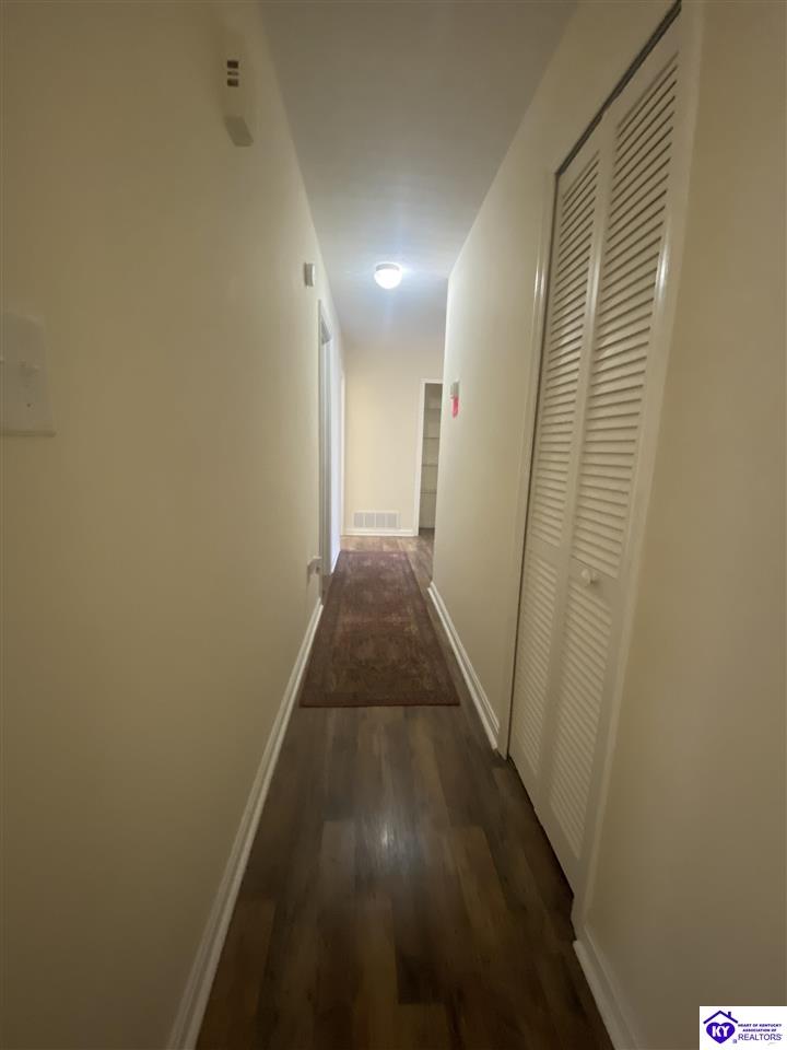 872 Shelby Avenue Property Photo 16