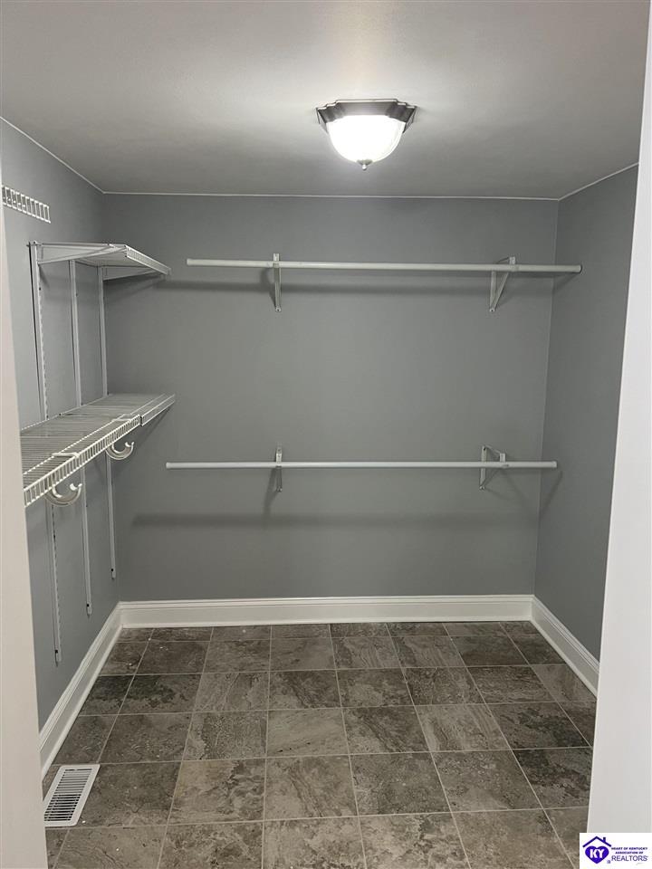 214 W Beall Avenue Property Photo 23