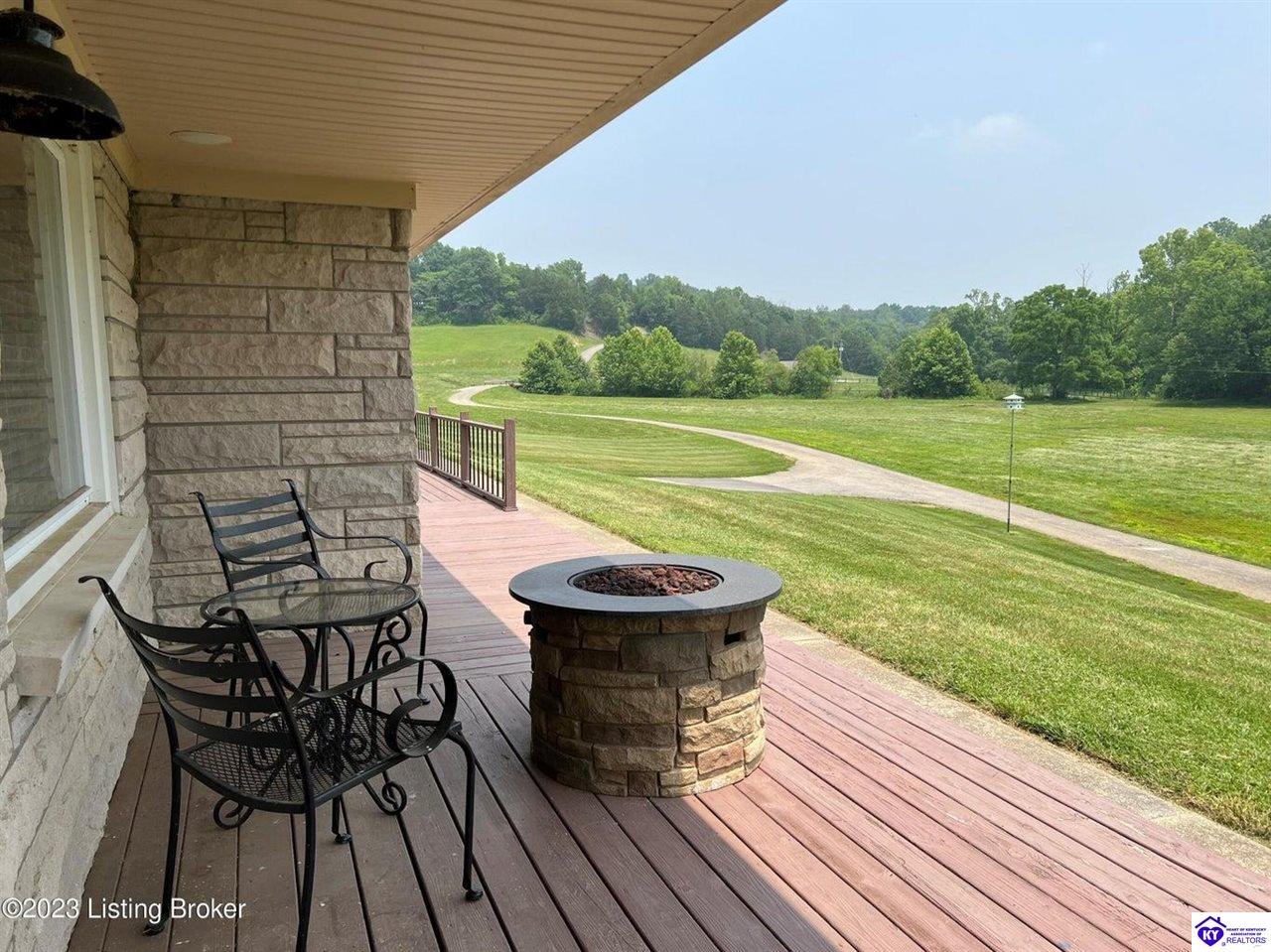 198 Mill Creek Lane Property Photo 4
