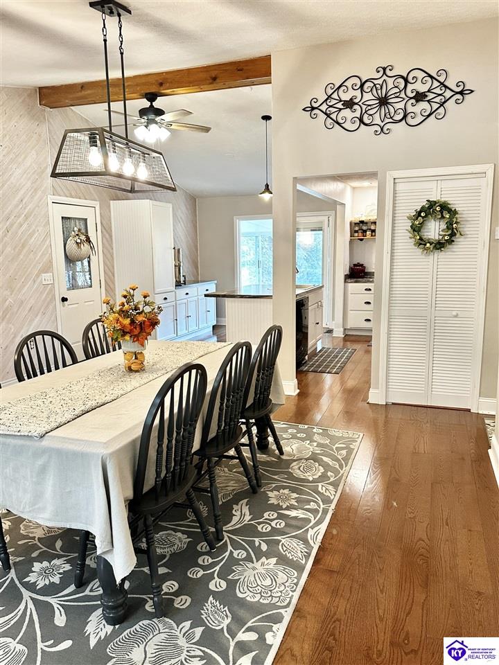 353 Spring Meadow Drive Property Photo 19