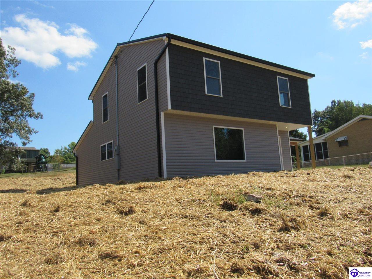 173 Kentucky Circle Property Photo 2