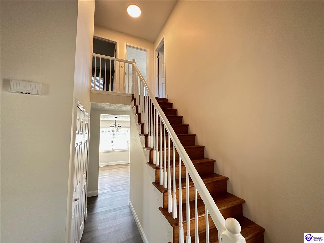 1432 Crestview Drive Property Photo 10