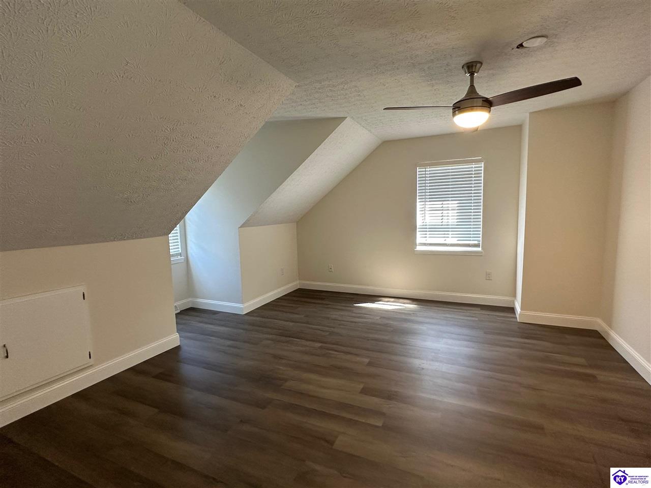1432 Crestview Drive Property Photo 25