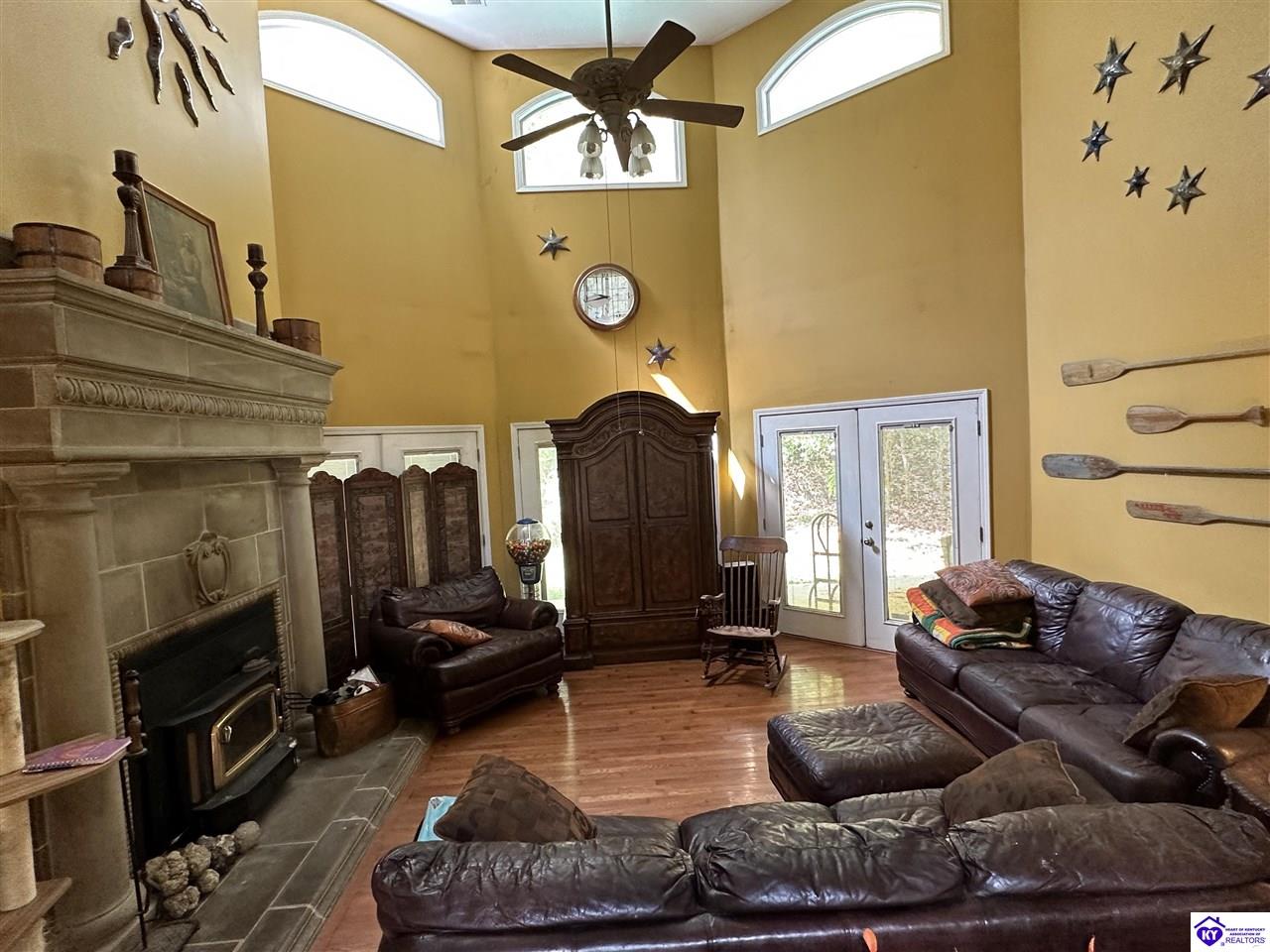 543 Kings Hollow Road Property Photo 11