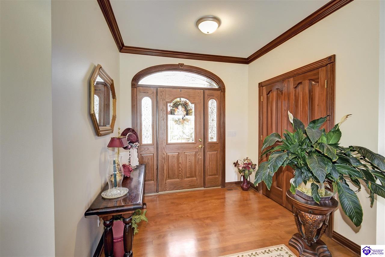 5055 Bloomfield Rd Property Photo 2