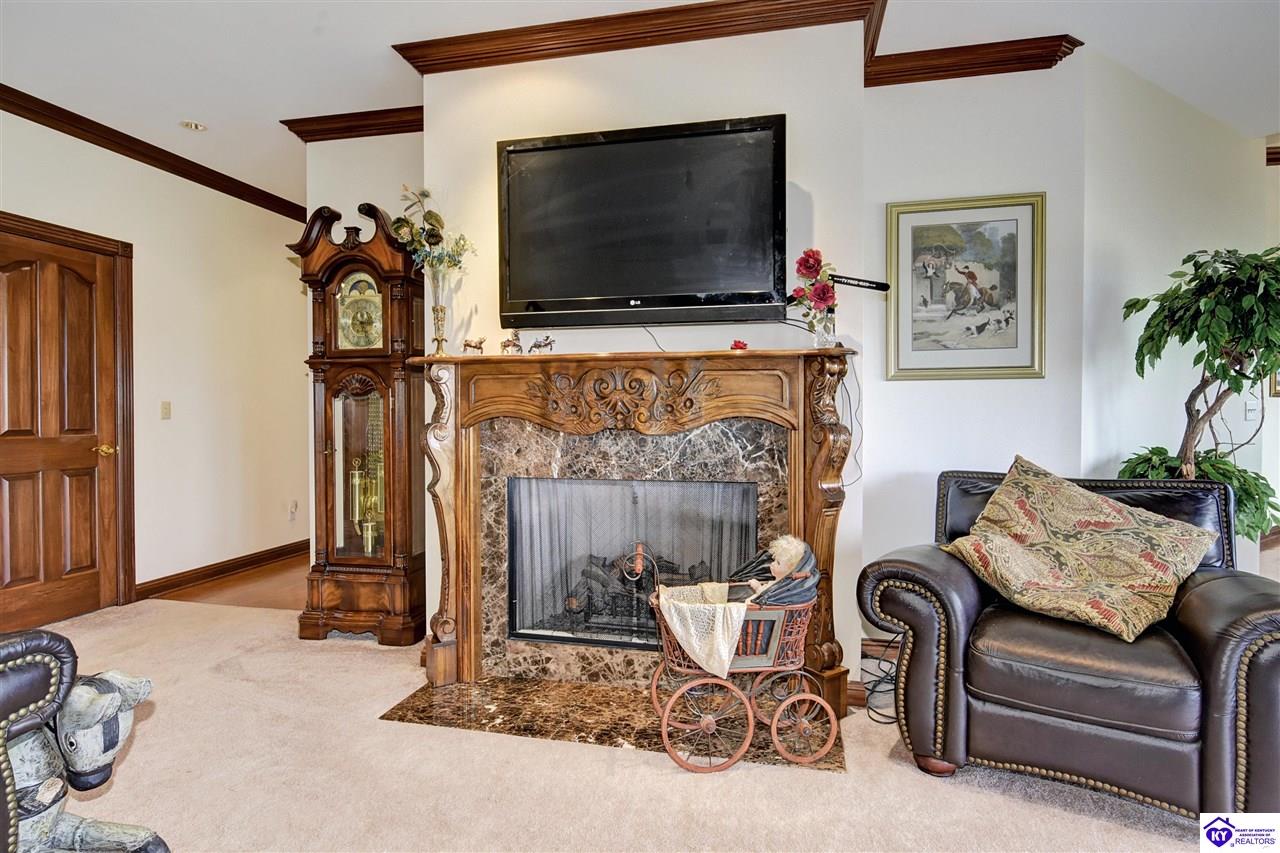 5055 Bloomfield Rd Property Photo 6