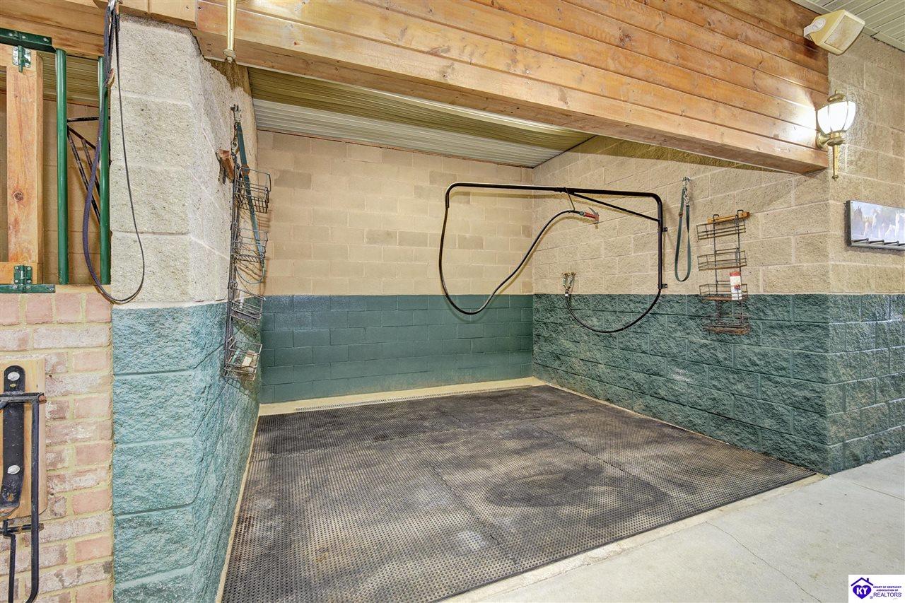 5055 Bloomfield Rd Property Photo 53