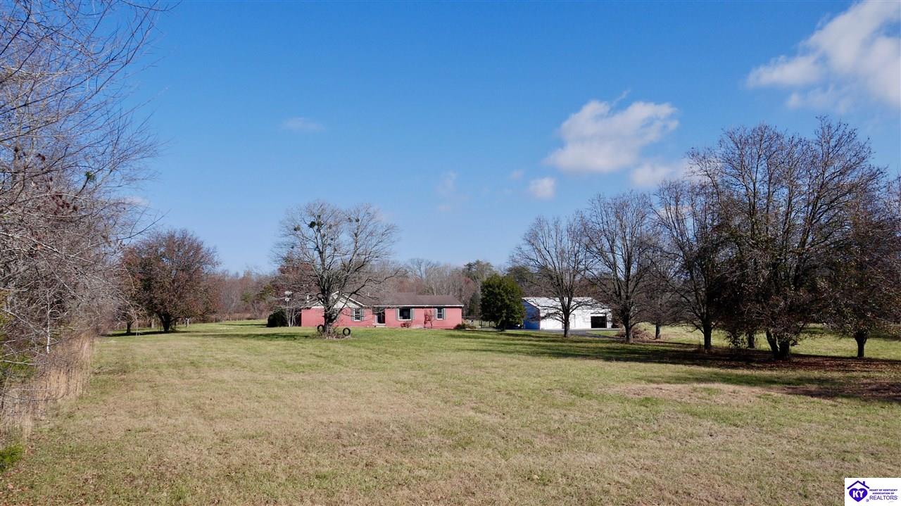 315 Shain Road Property Photo 2