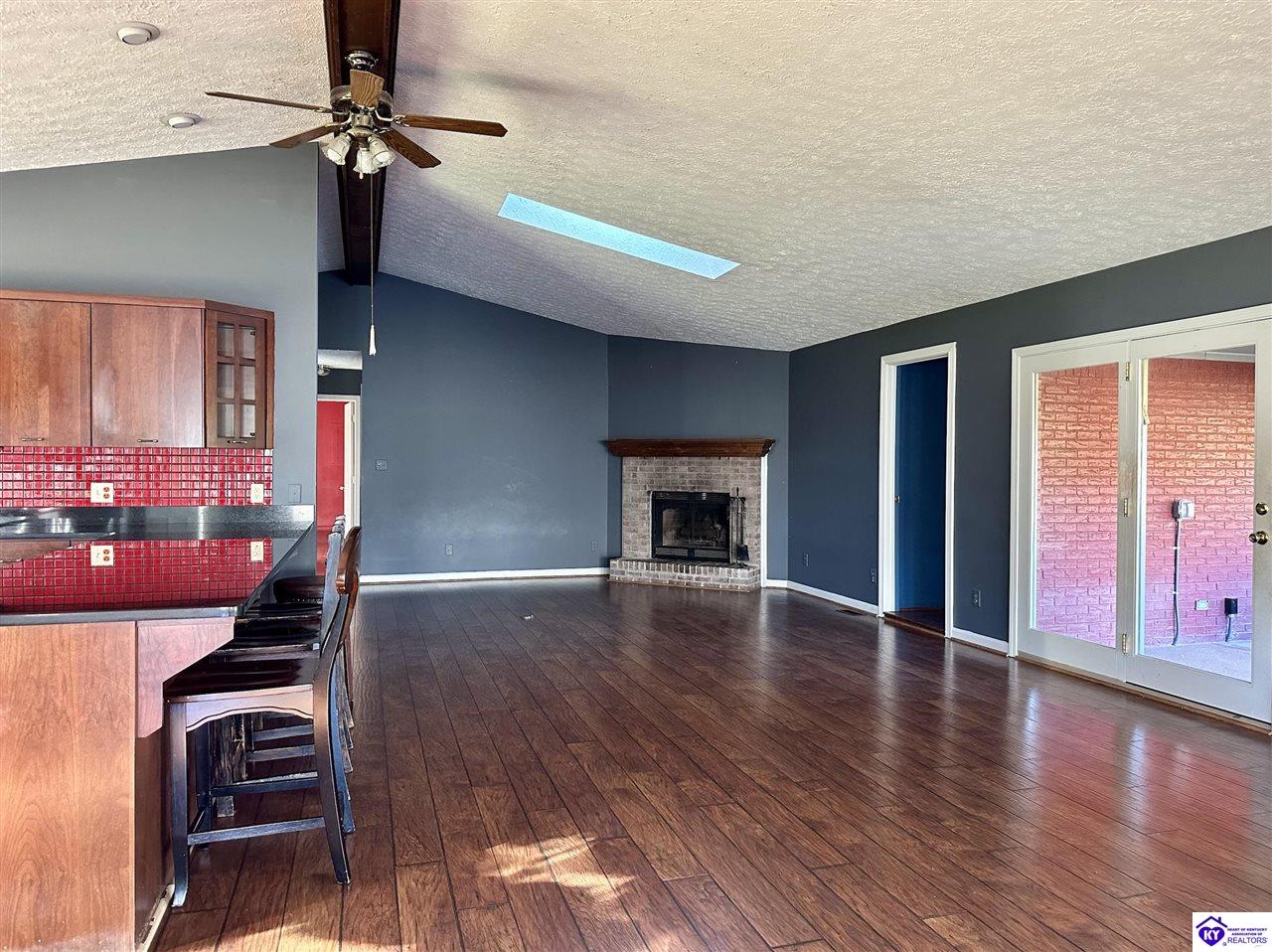 315 Shain Road Property Photo 10