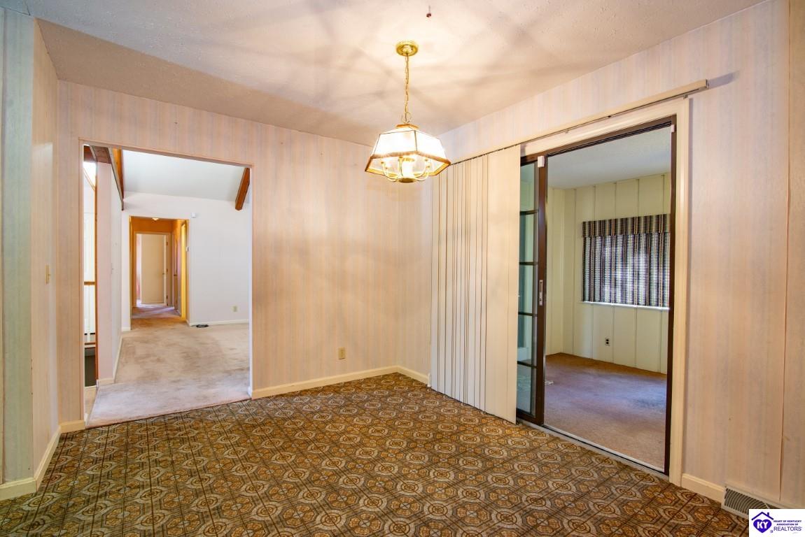 1213 N Logsdon Parkway Property Photo 42