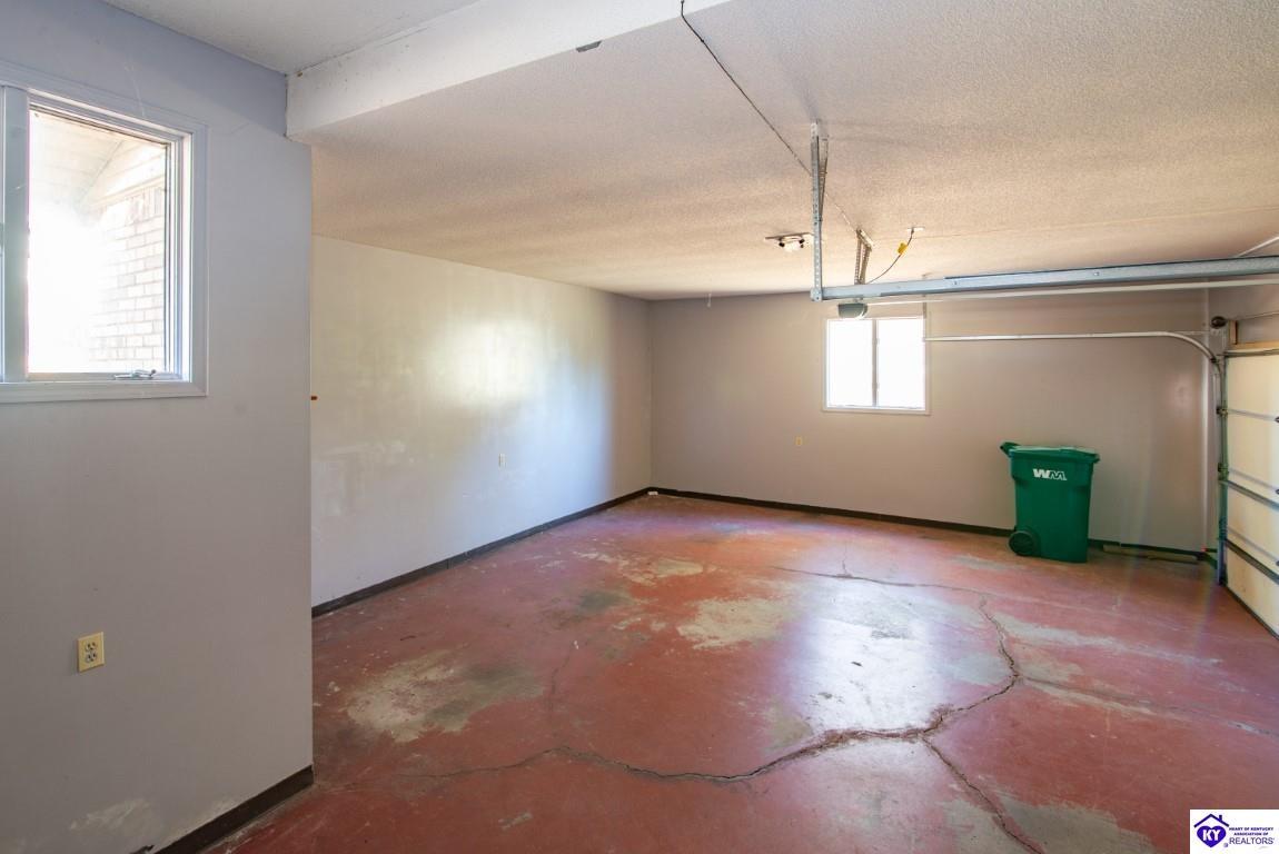 1213 N Logsdon Parkway Property Photo 75