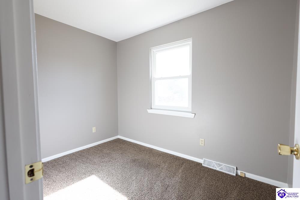2881 Republic Avenue Property Photo 23