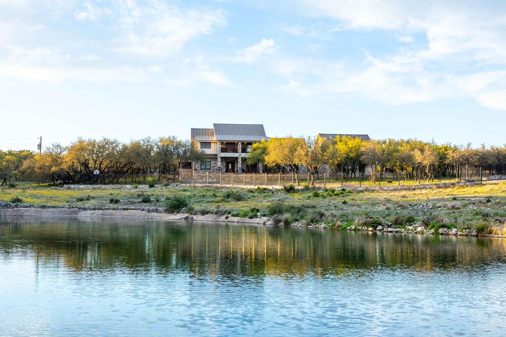 1305 Camino Real Property Photo 1