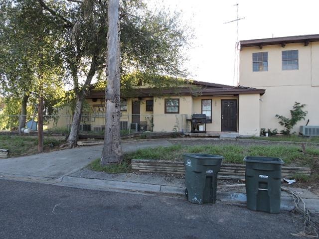 1720 Lyon St Property Photo
