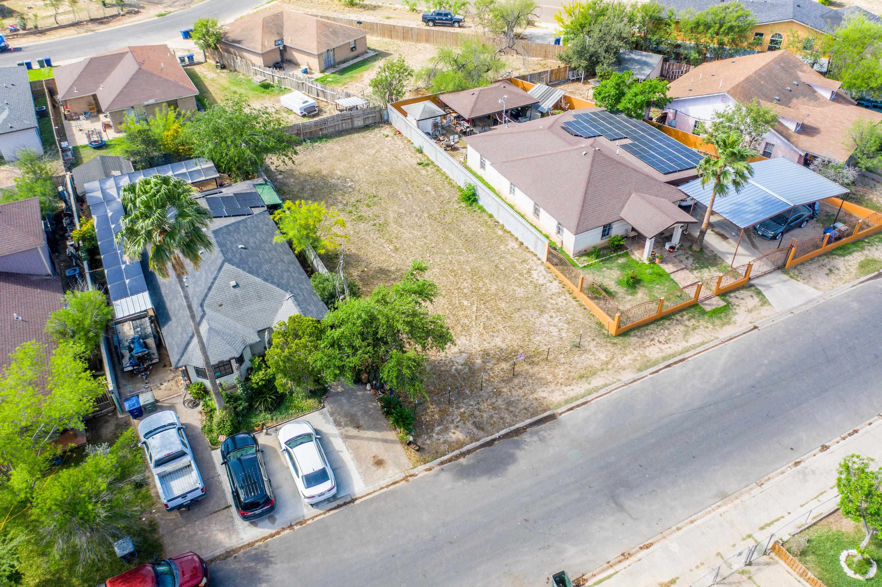 307 Alicante Dr Property Photo 10