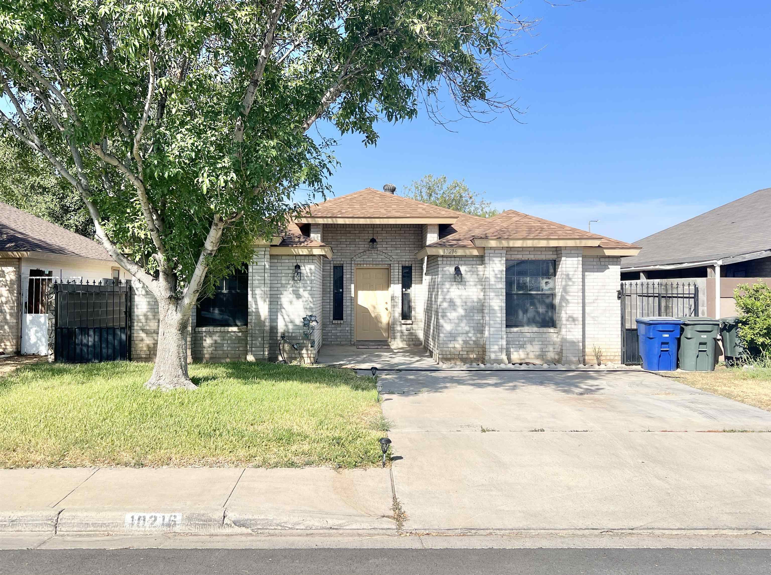 10216 Comet Dr Property Photo 1