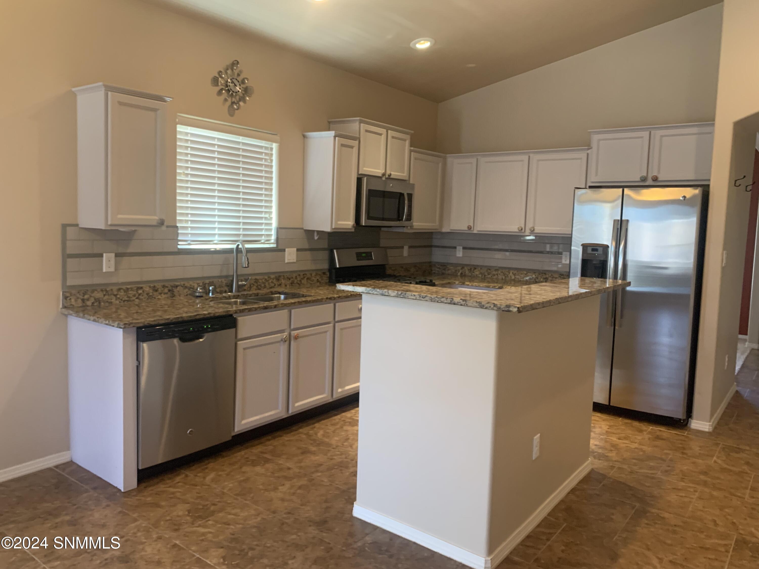 4832 Sonoran Avenue Property Photo 5