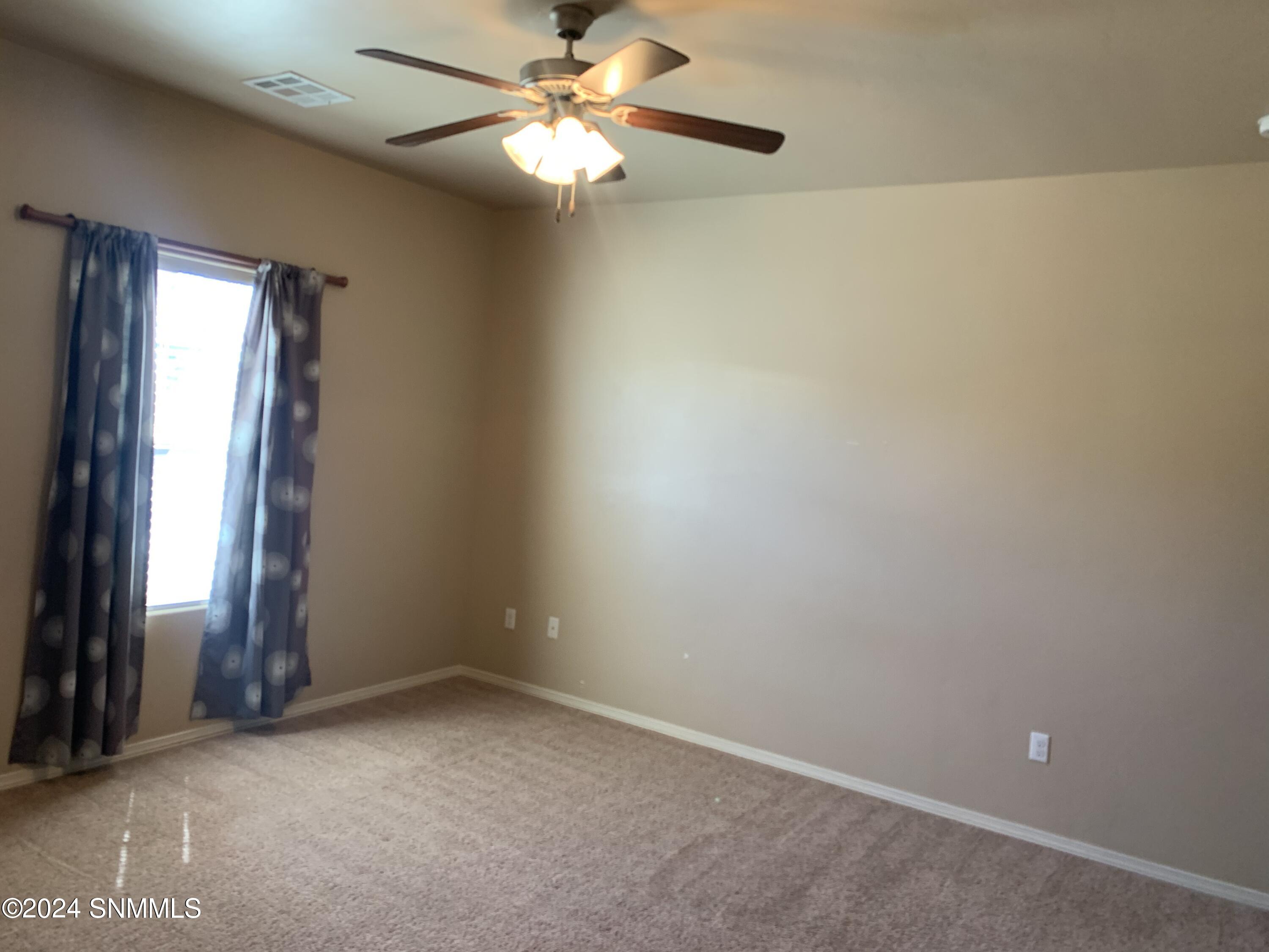 4832 Sonoran Avenue Property Photo 9