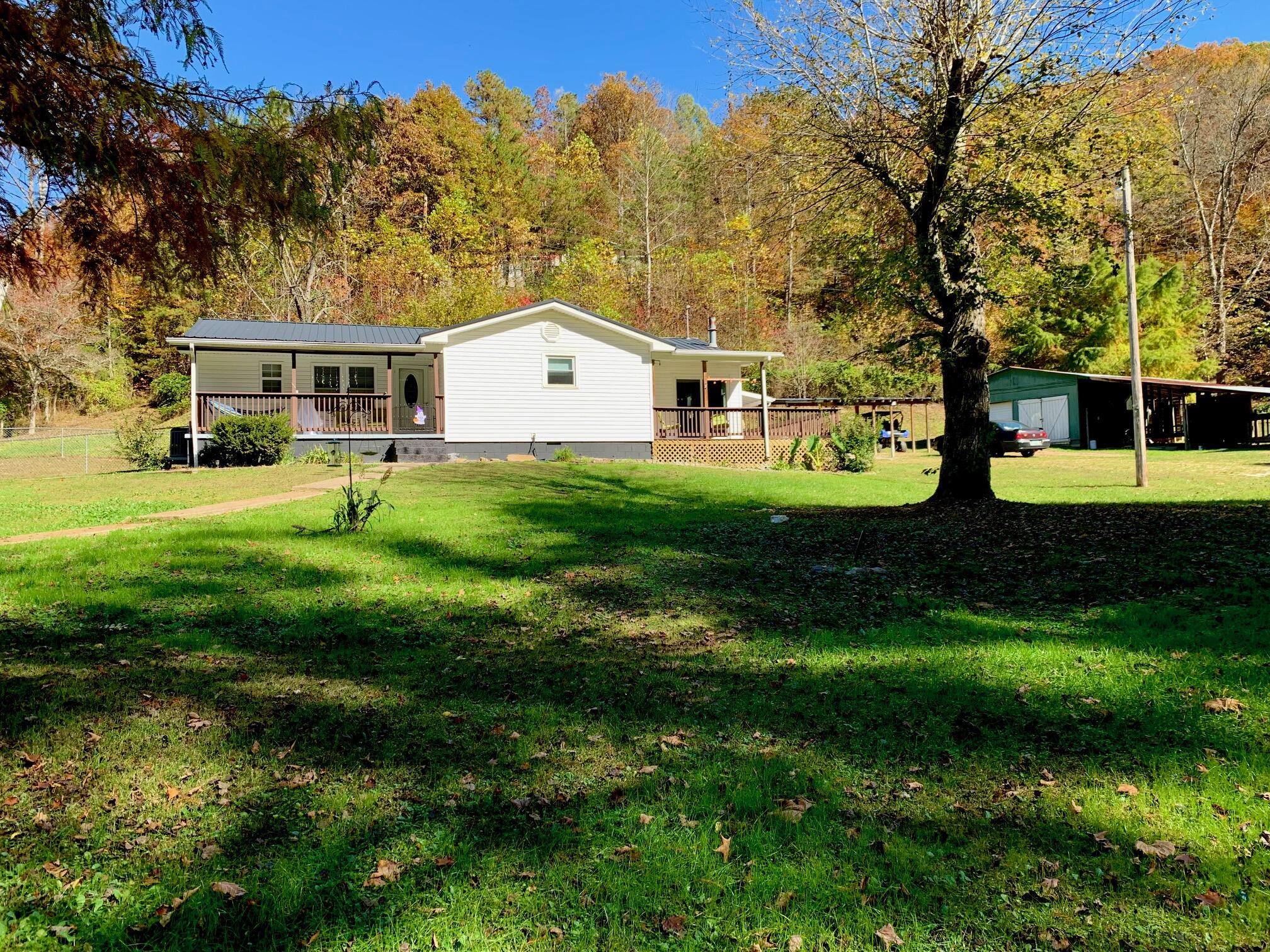 1304 Riceville Road Property Photo 1