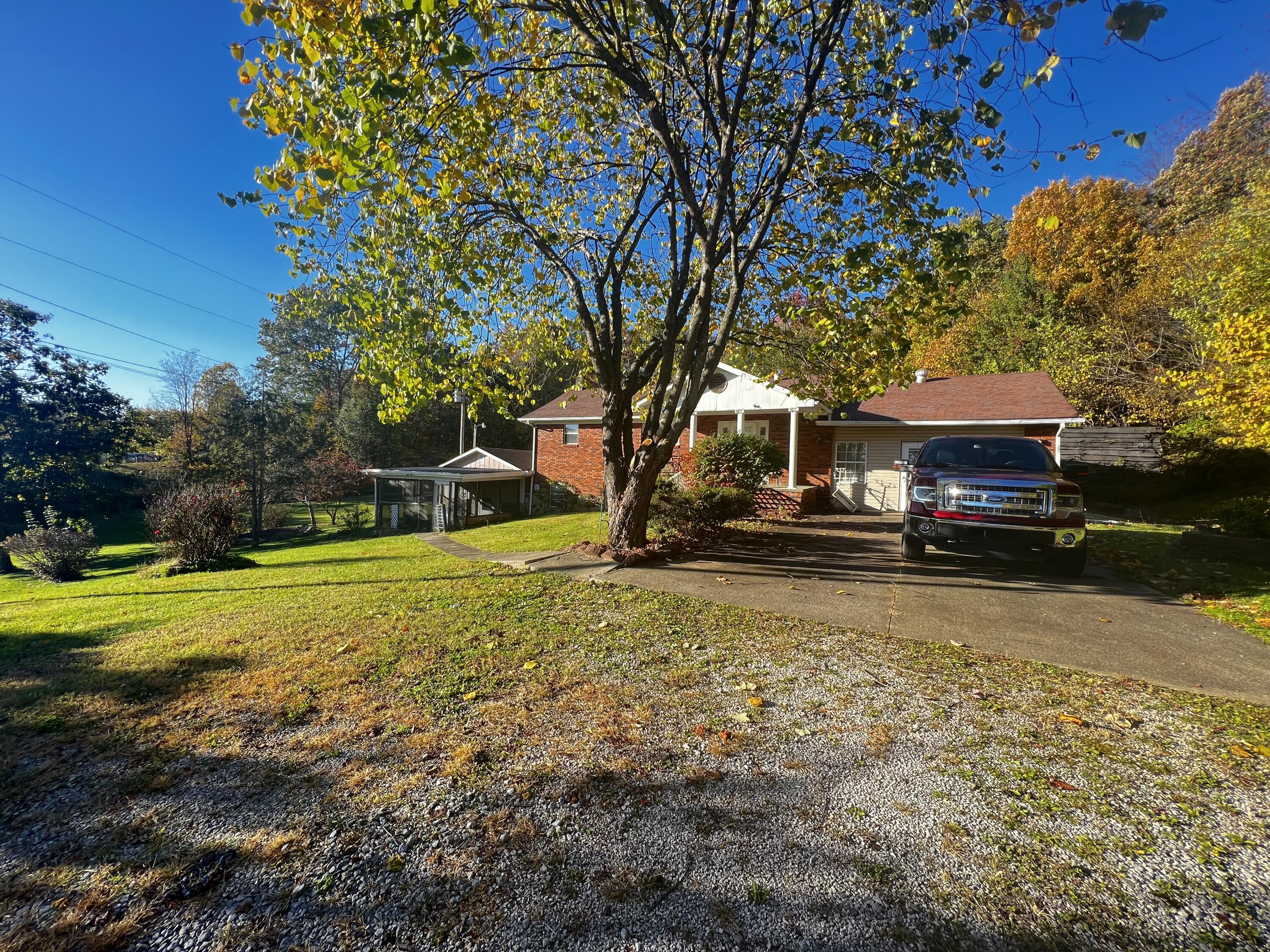 6330 Barbourville Road Property Photo