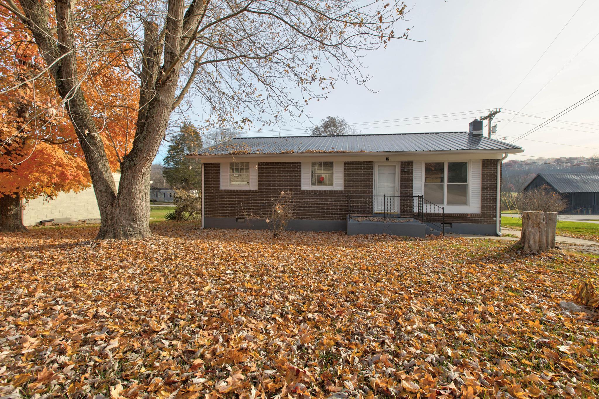 32 Holiday Hills Road Property Photo