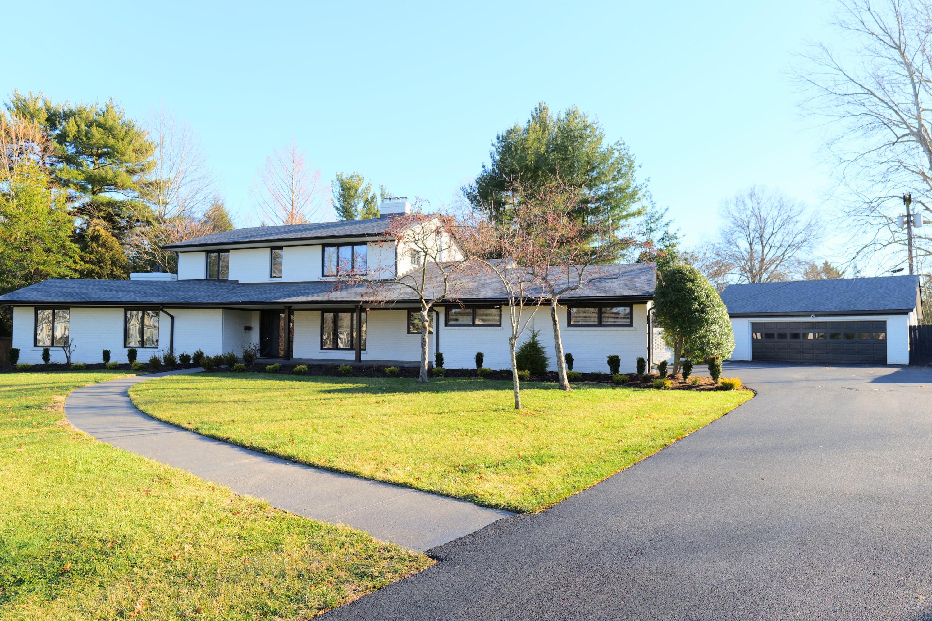 1408 Hampshire Place Property Photo