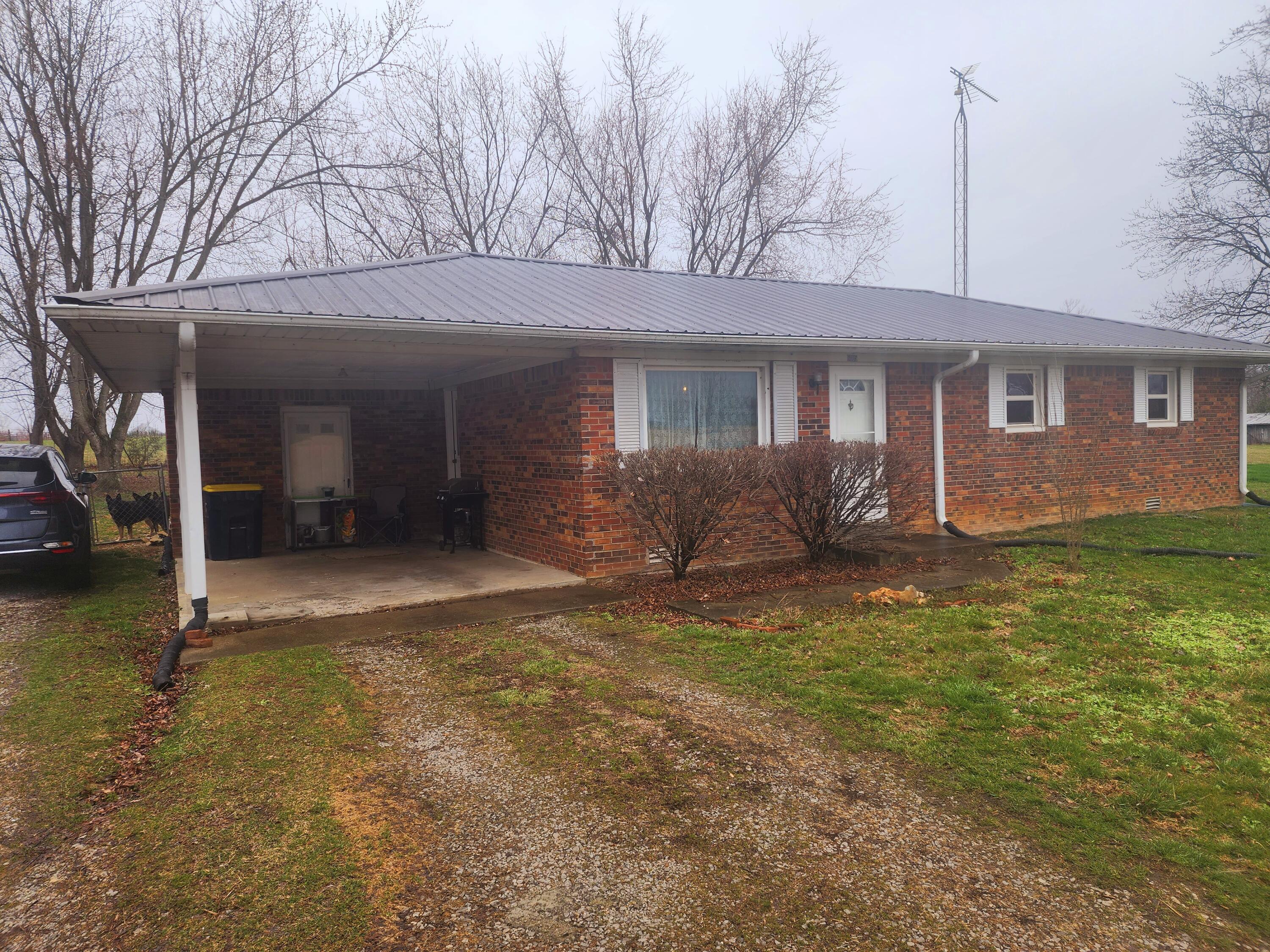 6005 Brindle Ridge Road Property Photo 1