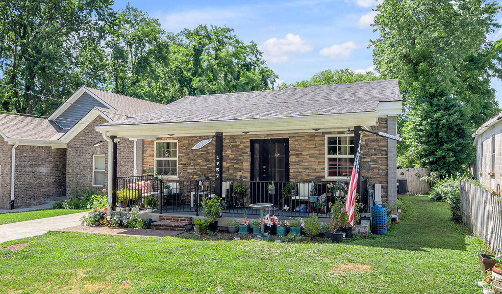 1757 Old Paris Road Property Photo 1