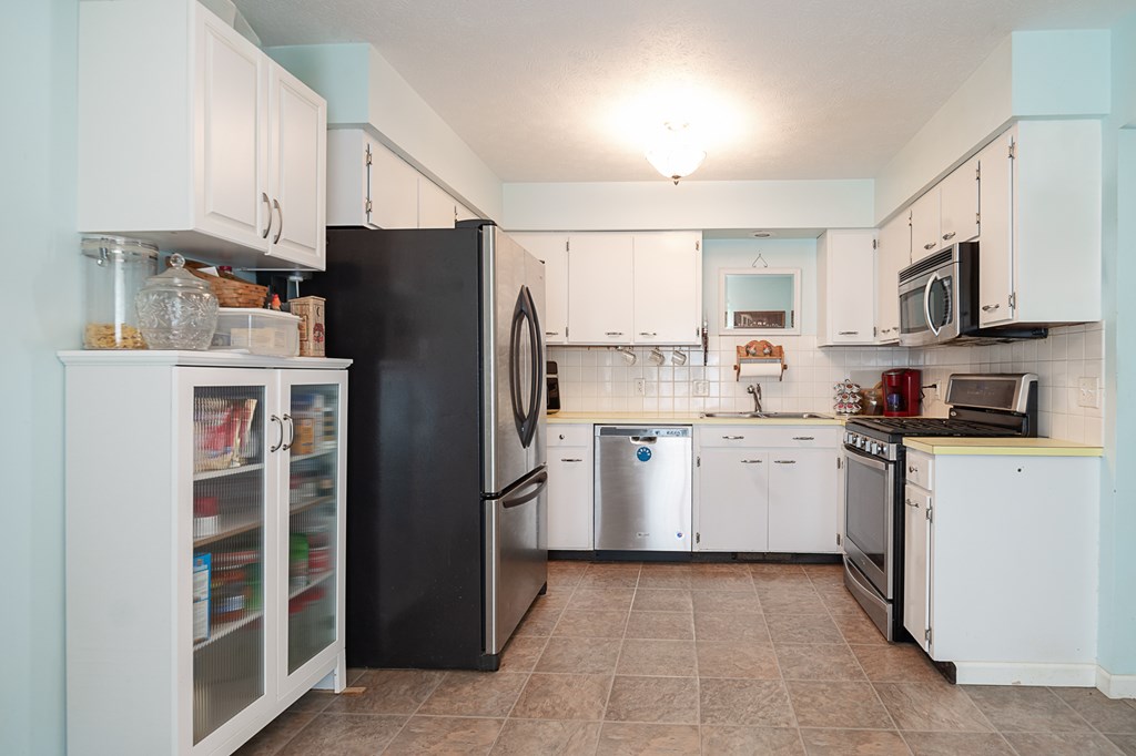 764 Sautter Drive Property Photo 8