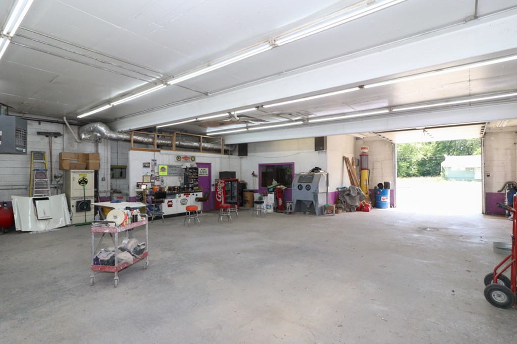 419 Sixth Ave Property Photo 6