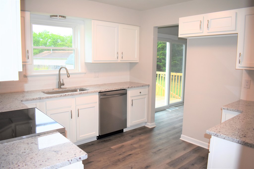 5844 State Route 152 Property Photo 8