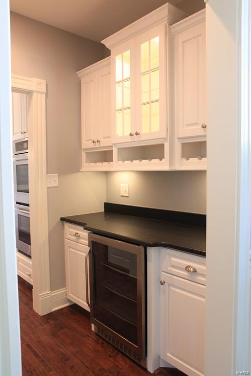 664 E Argonne Property Photo 7