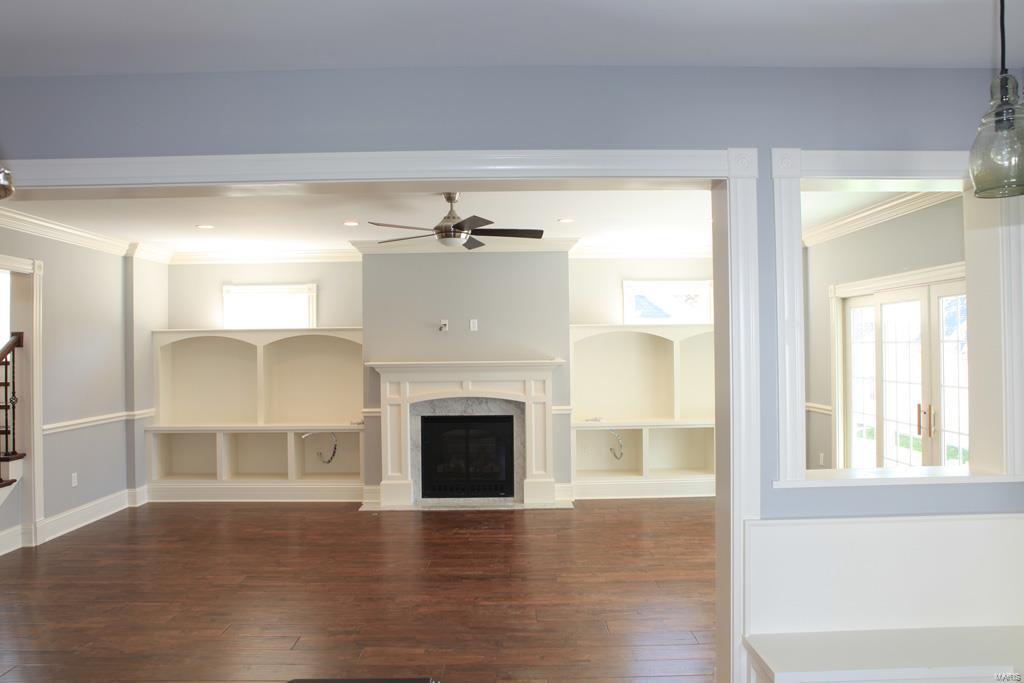 664 E Argonne Property Photo 11