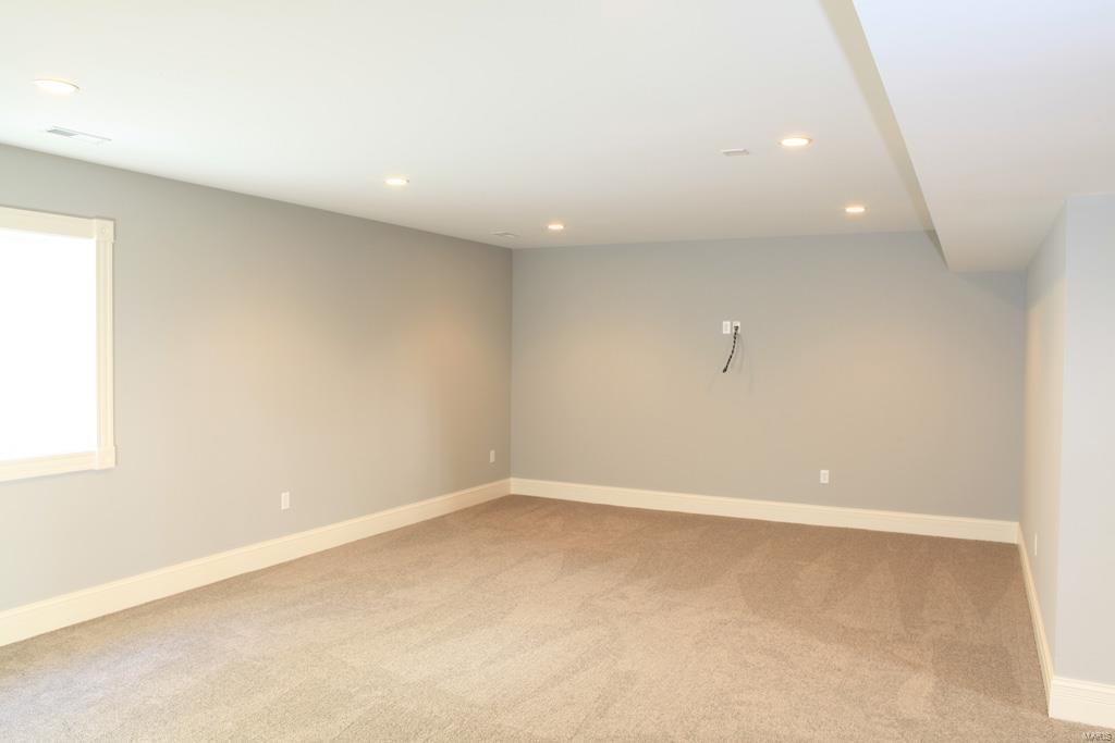 664 E Argonne Property Photo 24