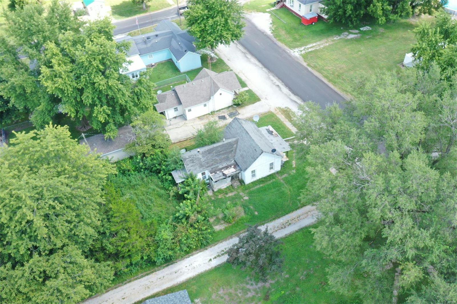 313 S Dye Street Property Photo 4