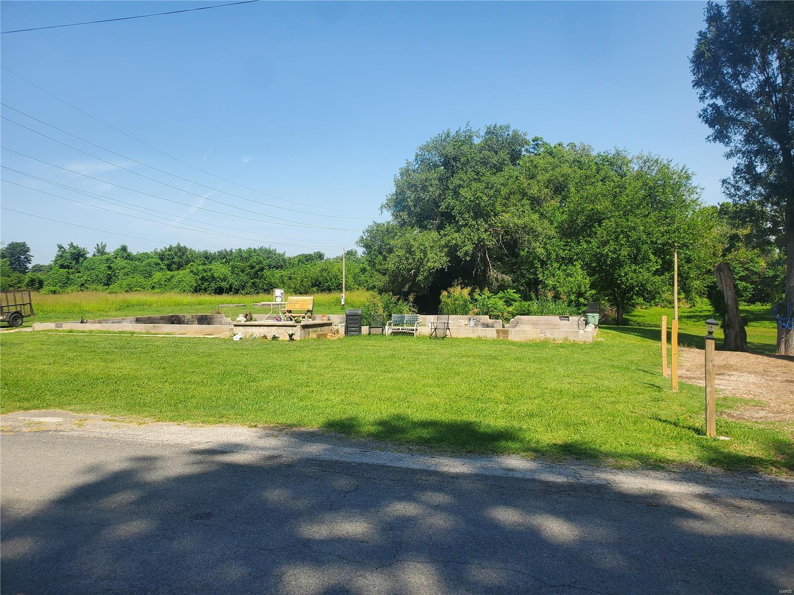 1511 Upper Cahokia Road Property Photo