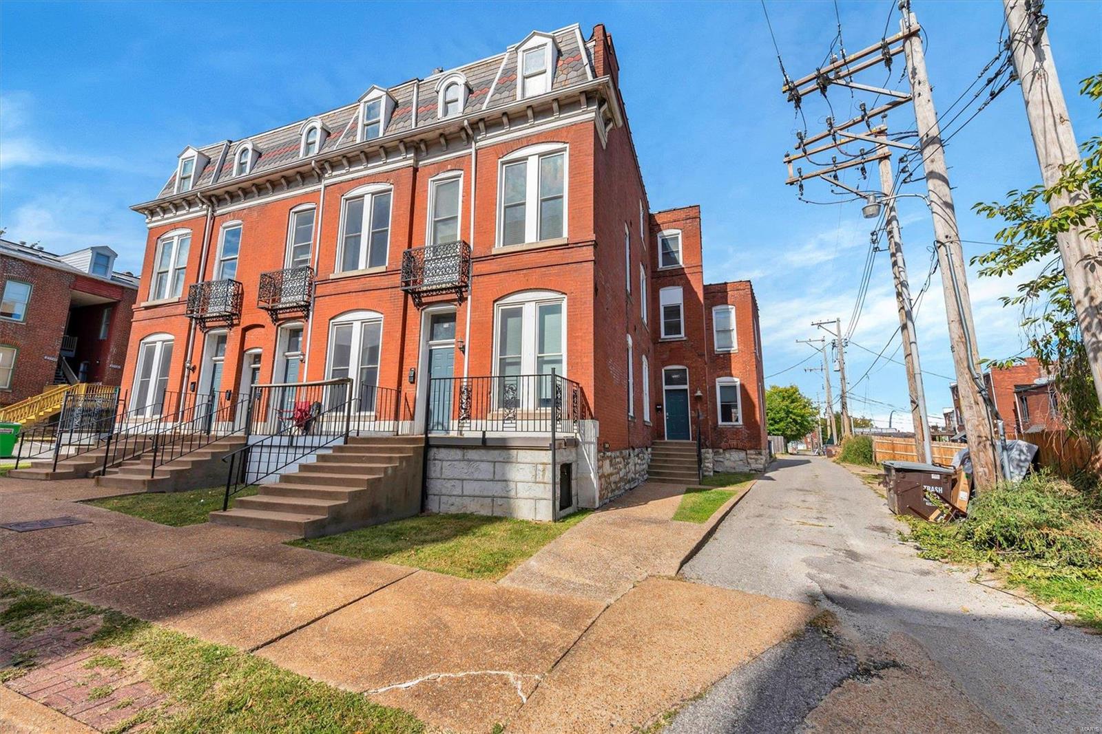 713 Barton Street Property Photo