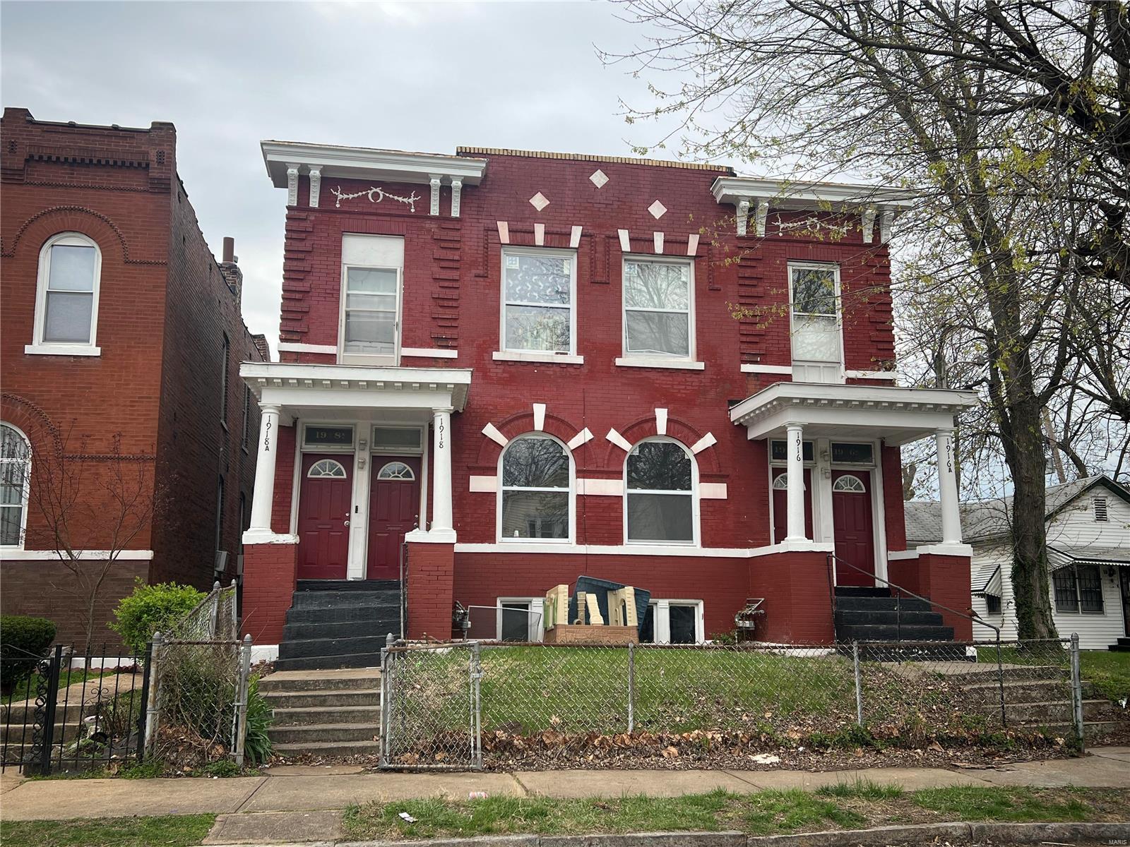 1916 Arlington Avenue