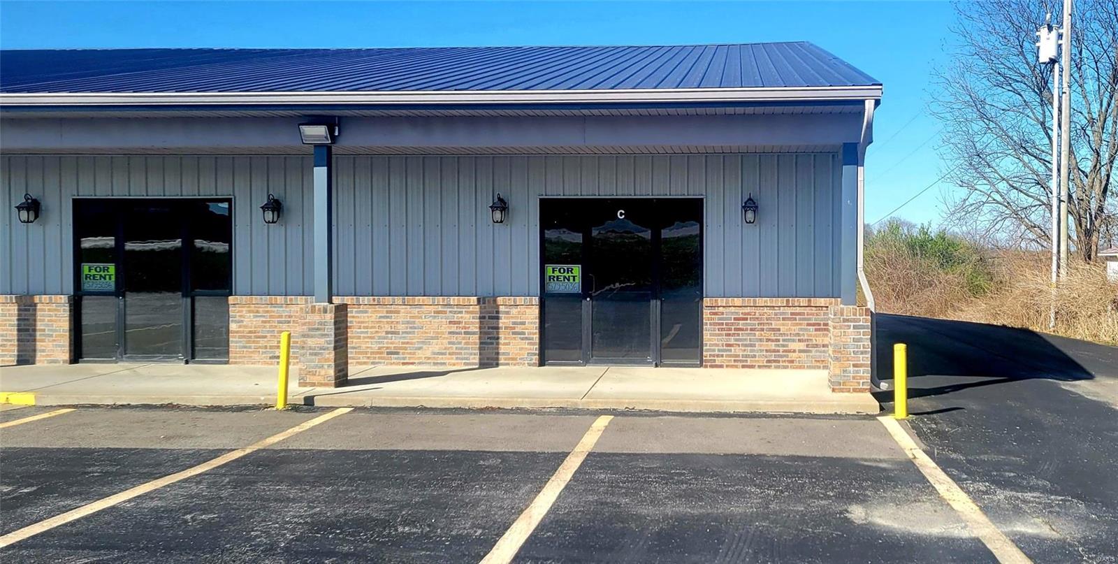 5815 Us Highway 61 C Property Photo 2