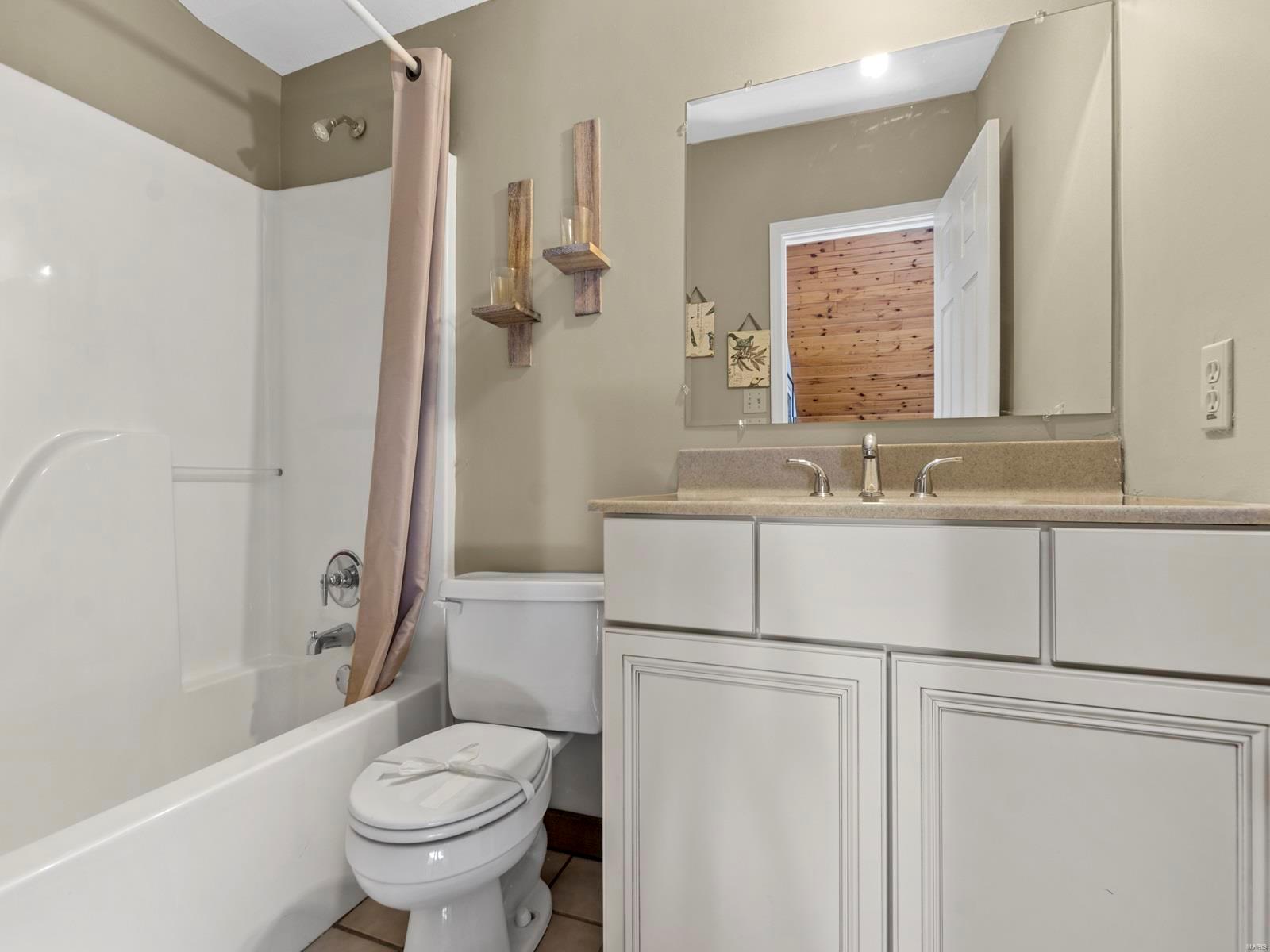 3787 W Outer Road Property Photo 21