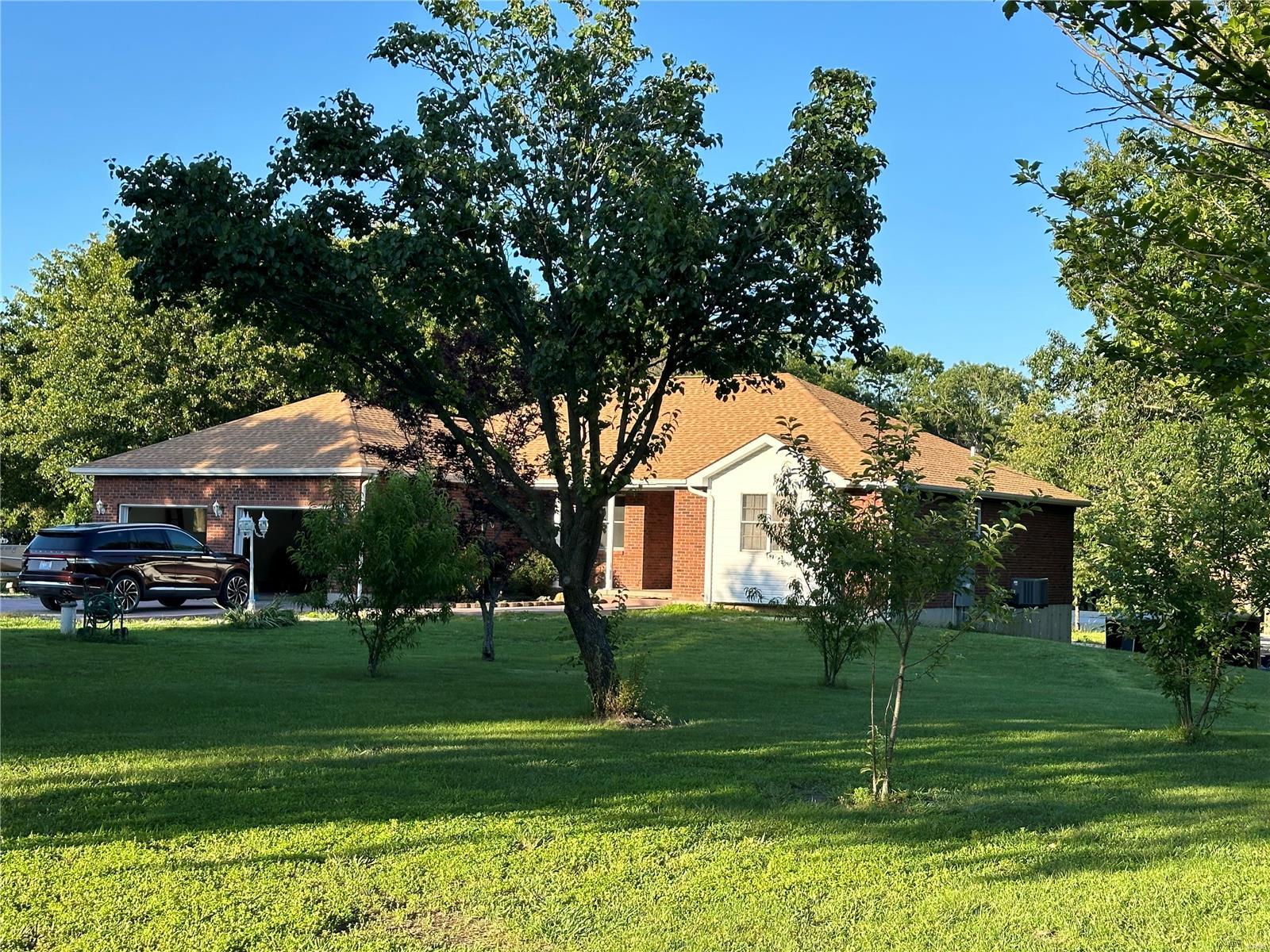 3890 Tall Oaks Drive Property Photo
